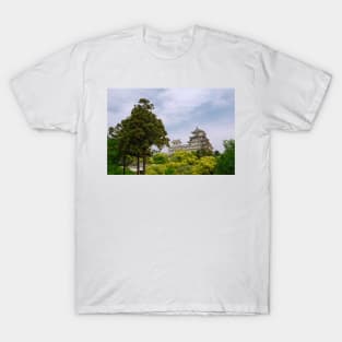 Castle at Hiimeji With Trees, Kansai, Japan T-Shirt